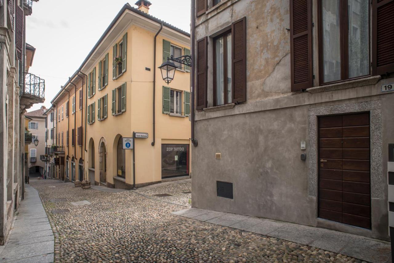 Cortile Del Forno Nel Centro Storico Lägenhet Arona Exteriör bild